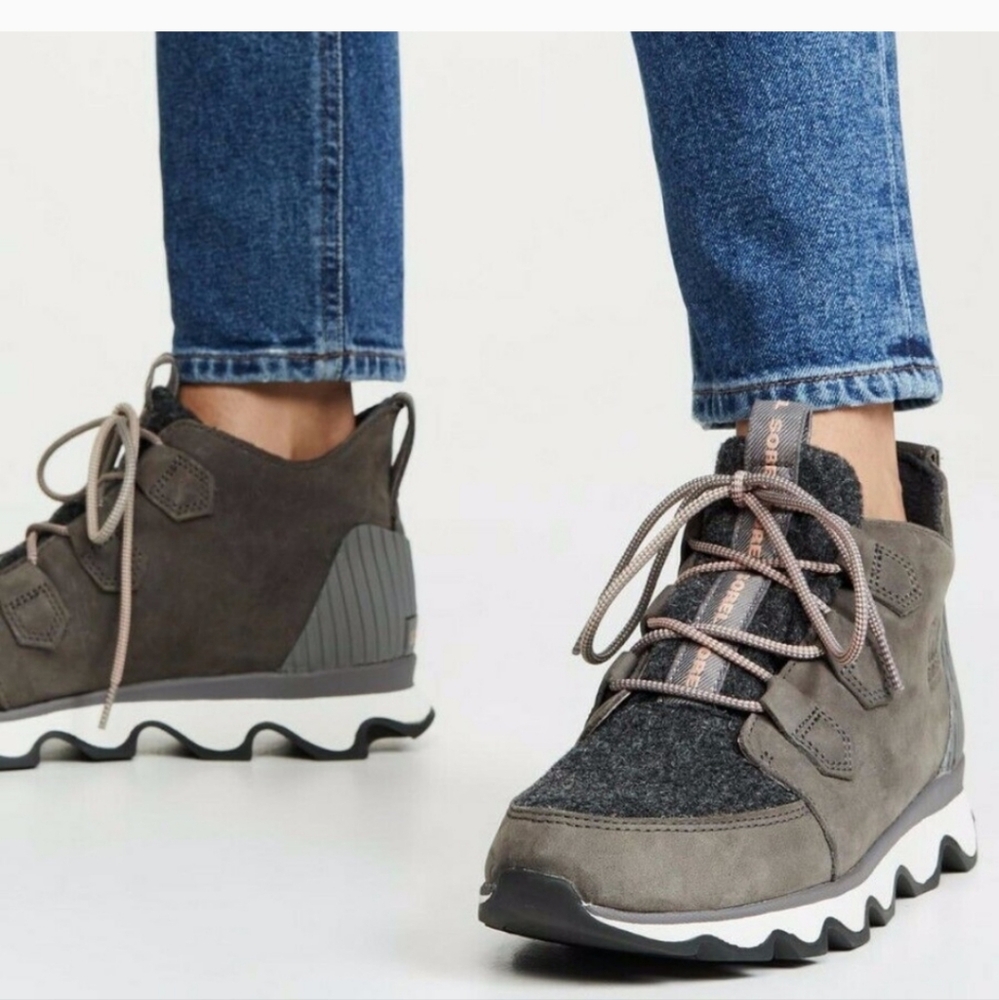 SOREL Kinetic Caribou Sneaker Boot
